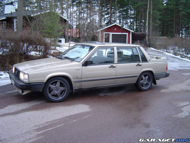 http://www.garaget.org/gallery/archive/13540/262190_tb2fgi.jpg