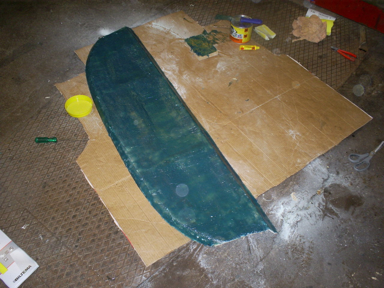 http://www.garaget.org/gallery/archive/14117/6987/large/14117-32214.jpg
