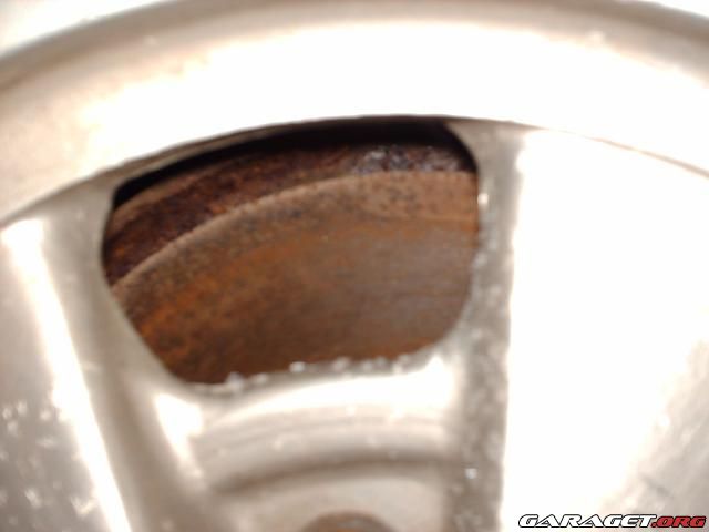 http://www.garaget.org/gallery/archive/14956/212666_qo59om.jpg