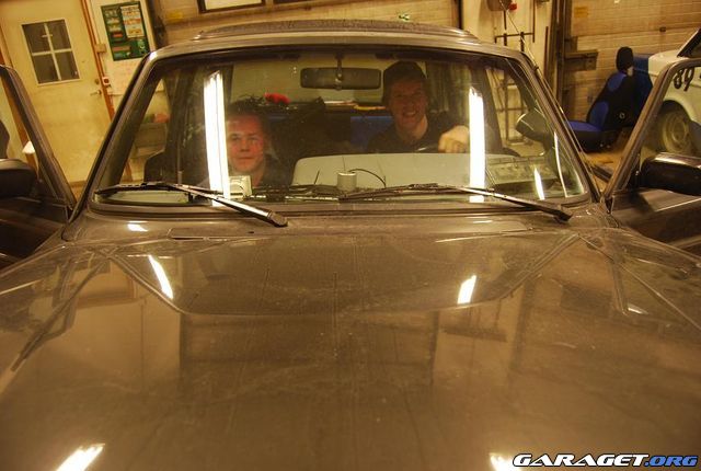 http://www.garaget.org/gallery/archive/19631/209406_65a7ni.jpg