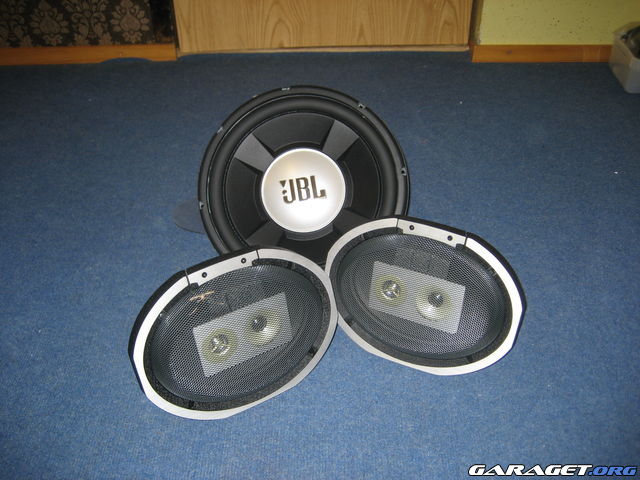 http://www.garaget.org/gallery/archive/21197/15188/21197-76169.jpg