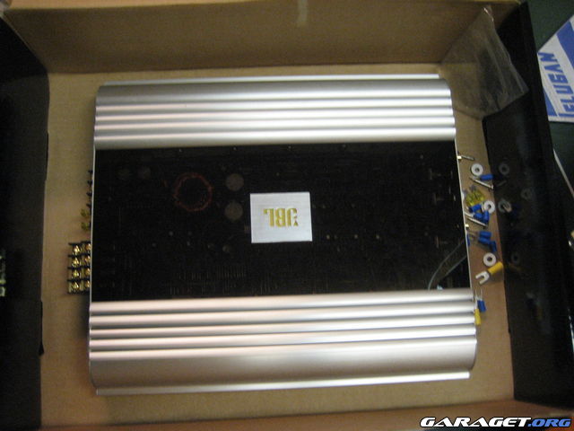 http://www.garaget.org/gallery/archive/21197/15188/21197-76178.jpg