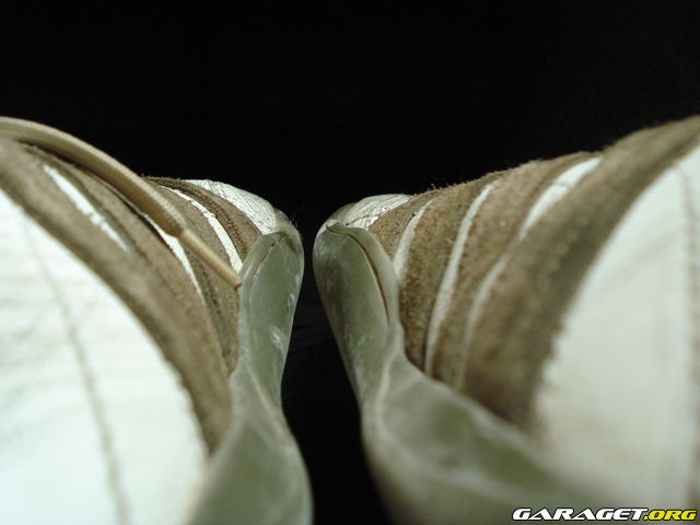 http://www.garaget.org/gallery/archive/2355/182228_28wkqe.jpg