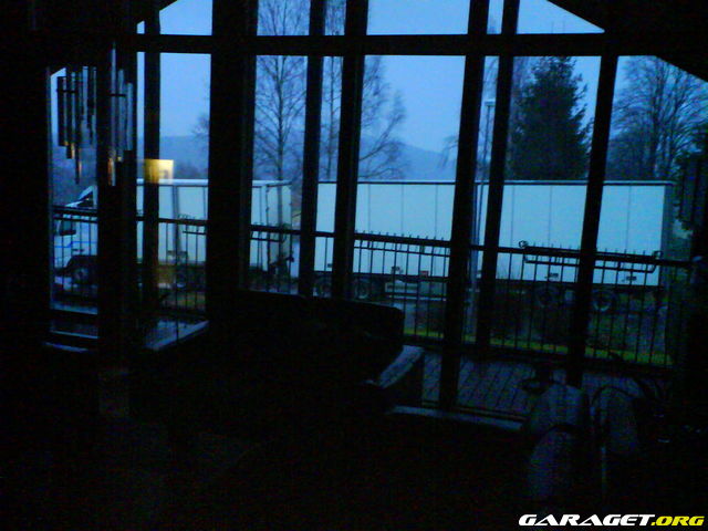 http://www.garaget.org/gallery/archive/2355/265892_4g7jxo.jpg