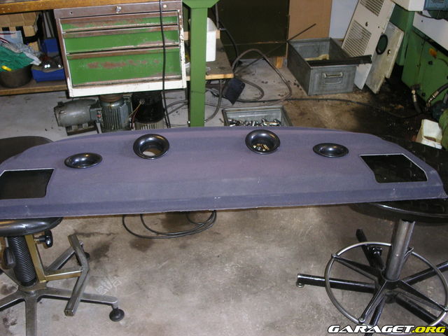 http://www.garaget.org/gallery/archive/24381/204869_h46ln5.jpg