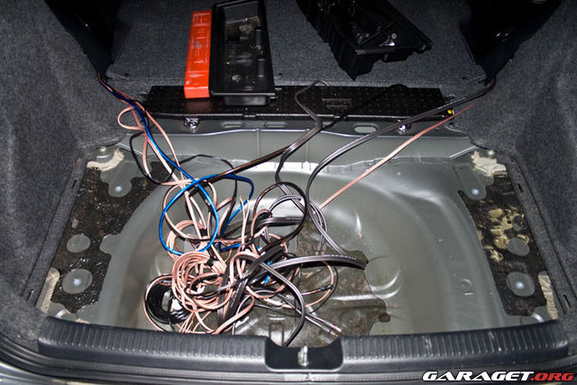 http://www.garaget.org/gallery/archive/24518/255620_7mzt0q.jpg