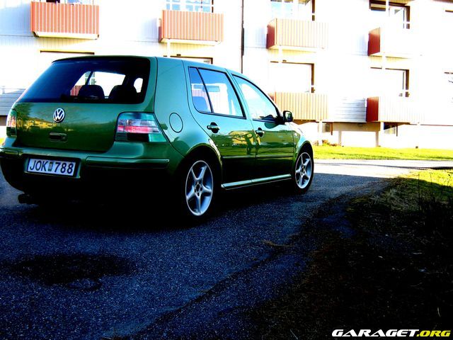 http://www.garaget.org/gallery/archive/24718/264022_i8rgzn.jpg