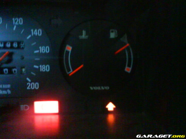 http://www.garaget.org/gallery/archive/24724/262374_v8z1an.jpg
