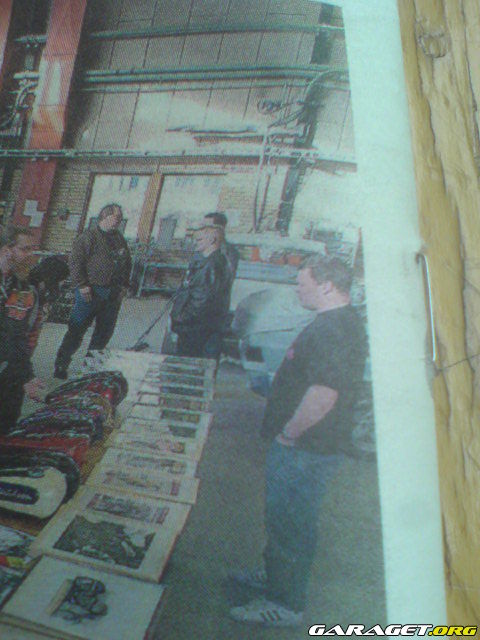 http://www.garaget.org/gallery/archive/24769/188985_9epeq4.jpg