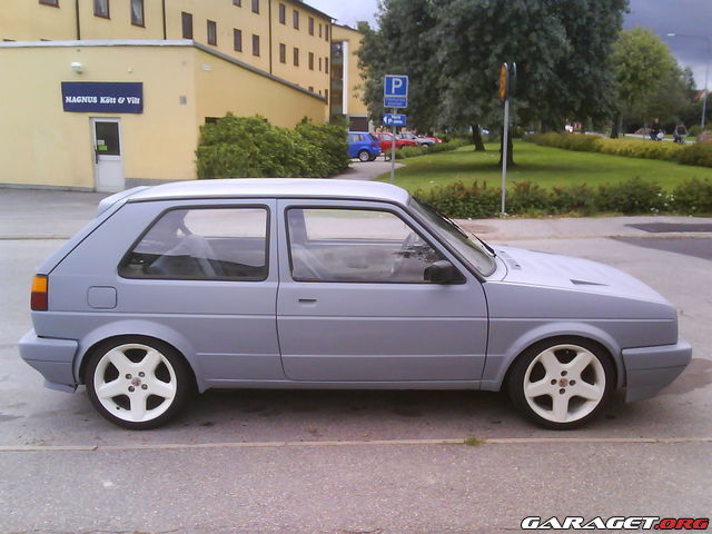 http://www.garaget.org/gallery/archive/27996/129323_0hsxjs.jpg