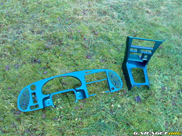 http://www.garaget.org/gallery/archive/28005/201348_ofmqzd.jpg
