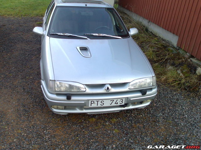 http://www.garaget.org/gallery/archive/28005/201366_ems4ea.jpg