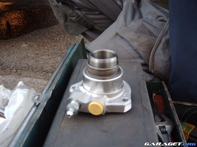 http://www.garaget.org/gallery/archive/28534/6693/28534-80153.jpg