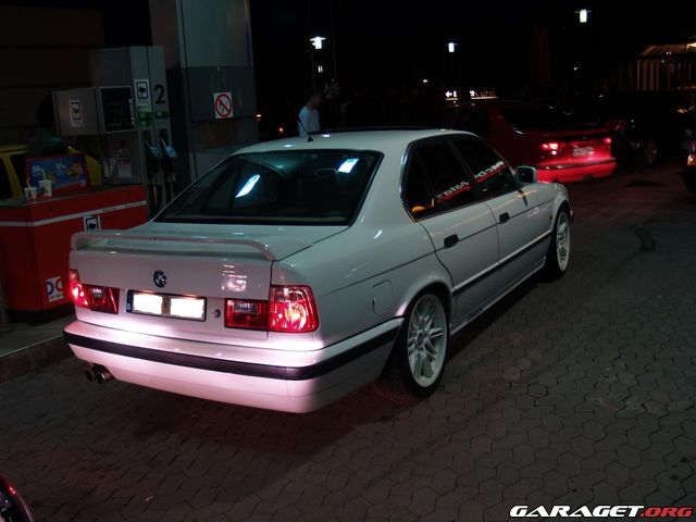 http://www.garaget.org/gallery/archive/3462/138519_vb5t19.jpg