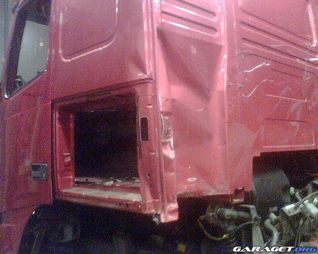 http://www.garaget.org/gallery/archive/44948/272678_dmbipn.jpg