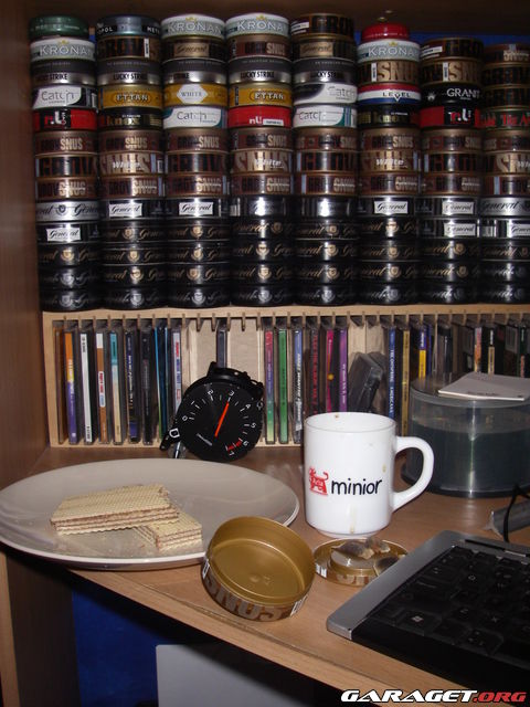 http://www.garaget.org/gallery/archive/45331/199383_y3ikt0.jpg