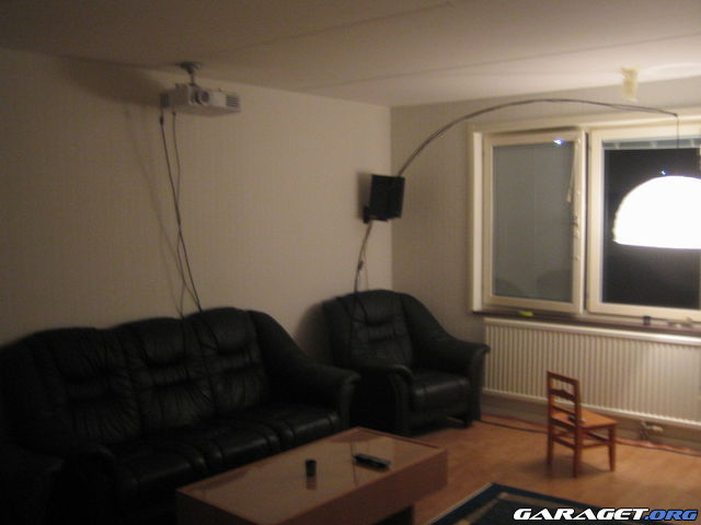 http://www.garaget.org/gallery/archive/52075/217338_unz1b2.jpg