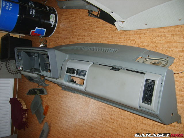 http://www.garaget.org/gallery/archive/56780/277780_wu0o2d.jpg