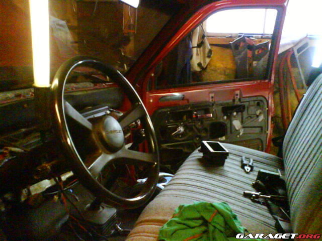 http://www.garaget.org/gallery/archive/56780/278590_zbwspy.jpg