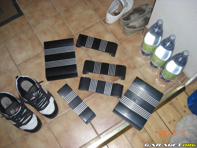 http://www.garaget.org/gallery/archive/57383/167988_mu6p9p.jpg
