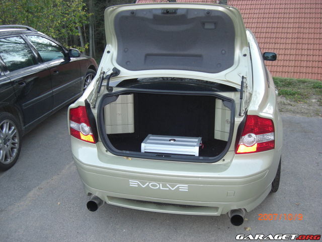 http://www.garaget.org/gallery/archive/57383/168019_fge8f8.jpg