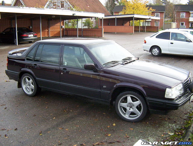 http://www.garaget.org/gallery/archive/60949/204119_3xlmtw.jpg