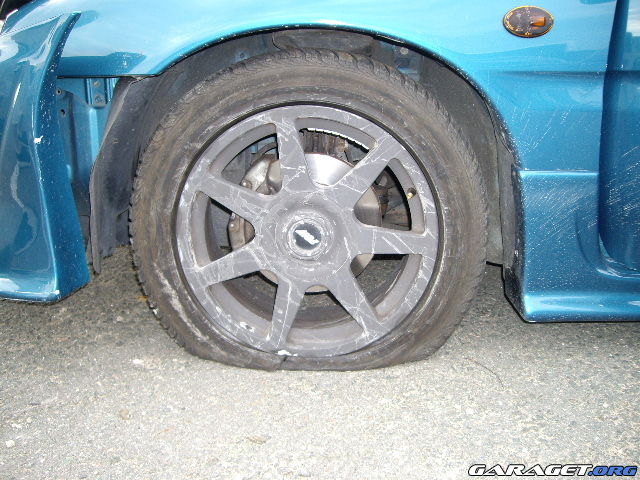 http://www.garaget.org/gallery/archive/64671/137269_ujqv6r.jpg