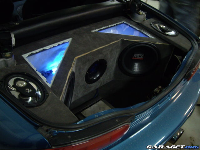 http://www.garaget.org/gallery/archive/64671/161863_pkpj6l.jpg
