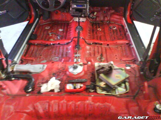 http://www.garaget.org/gallery/archive/65419/208005_4w22xx.jpg