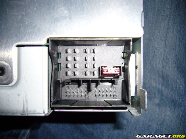 http://www.garaget.org/gallery/archive/65500/141647_fa233o.jpg