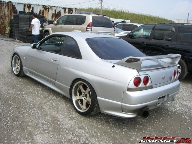 http://www.garaget.org/gallery/archive/68199/186971_xwtw20.jpg