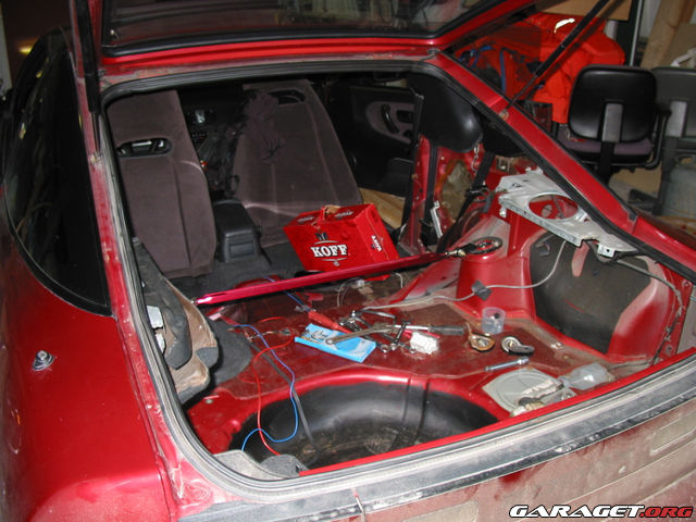 http://www.garaget.org/gallery/archive/70235/220211_m8l8jz.jpg