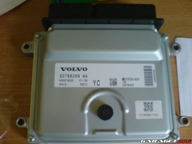http://www.garaget.org/gallery/archive/74149/205650_vvs3ox.jpg