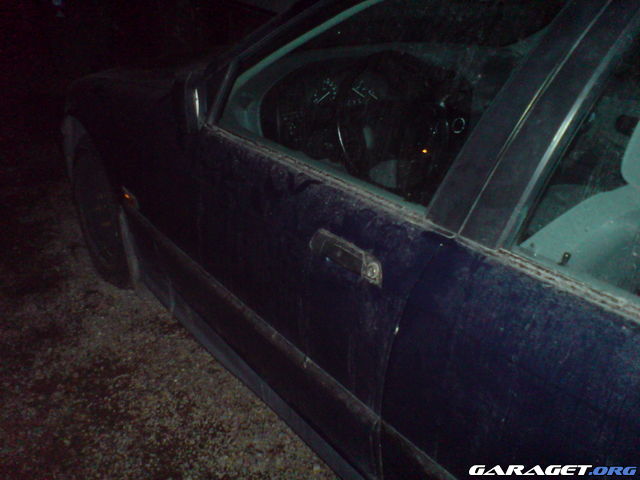 http://www.garaget.org/gallery/archive/76645/263713_e120o0.jpg