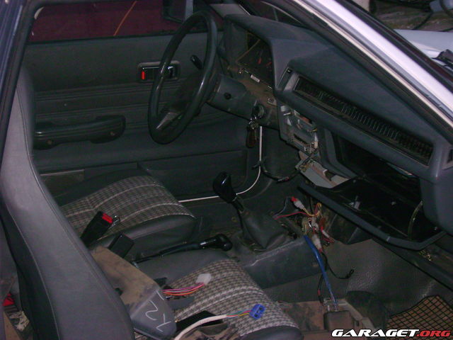 http://www.garaget.org/gallery/archive/81268/270448_izq1to.jpg